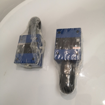 水力ポンプ Dbds6 P 1X/315 R900423730 クローラークレーン用電磁方向弁