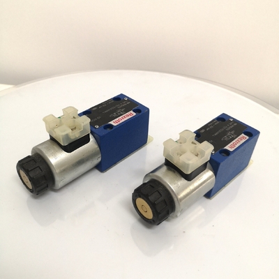 R900561276 4we6y62/Eg24n9K4 レックスロスオイル用の電磁気方向弁 パッケージサイズ