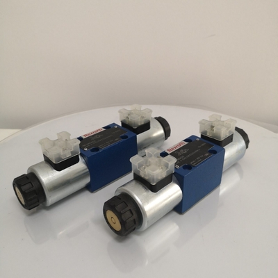 クローラークレーン 磁気電磁方向弁 4we6d62/Ofeg24n9K4 R900567512 20kg レックスロス