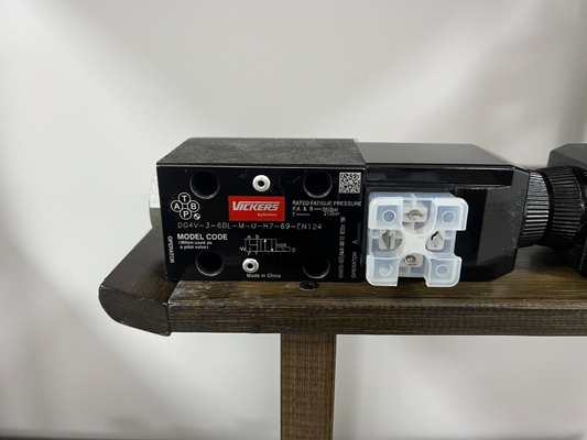 液圧ポンプ Dg4V-3-6c-M-H-H7-60-En210 6045319-001 モデルコードのための電磁弁