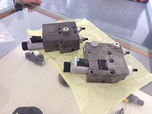 掘削機 建設機械 方向制御バルブ 専門家の部品