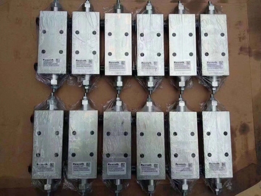 掘削機用油液圧ポンプモーター用バルブ・シリンダーブロック