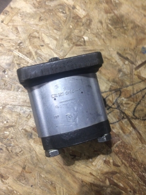 製薬生産 エグババター 補給部品 液圧充電 パイロットギアポンプ PC40-7