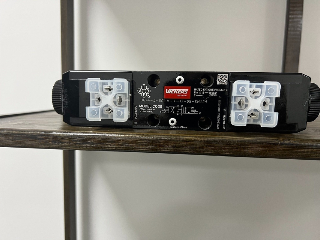 DCソレノイドバルブ圧力 普通温度 水力部品 Dg4V-3-6c-M-U-H7-69-En124